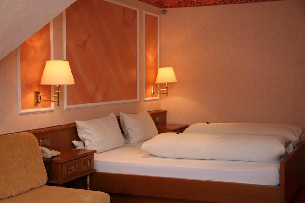 Parkhotel Krone Emmendingen Room photo